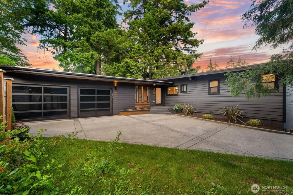 12334 SE 23rd Place Bellevue, WA 98005