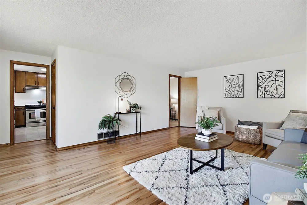 1410 SW 149th Street Burien, WA 98166