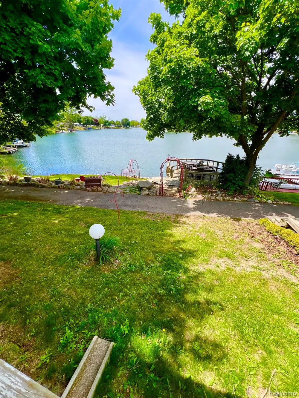 10001 E Goodall Road #404 Durand City, MI 48429