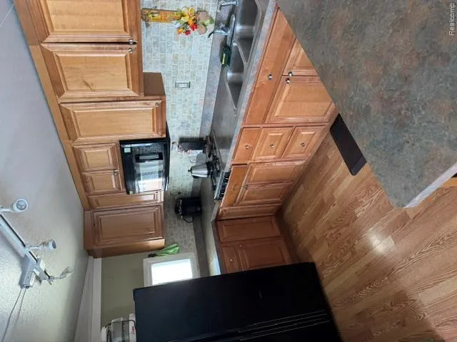 10001 E Goodall Road #404 Durand City, MI 48429