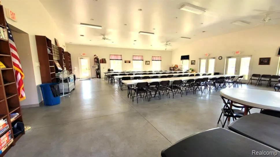 10001 E Goodall Road #404 Durand City, MI 48429