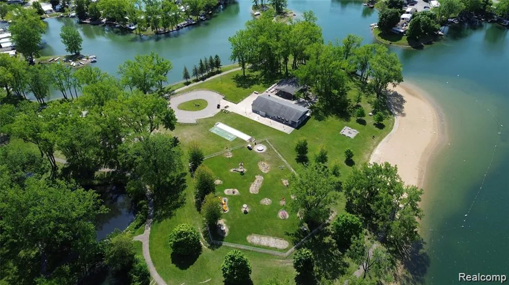 10001 E Goodall Road #404 Durand City, MI 48429