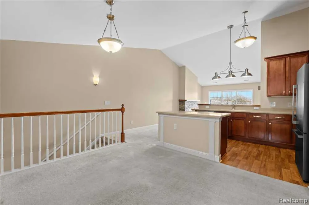 3262 Johanna Ware W Wixom City, MI 48393