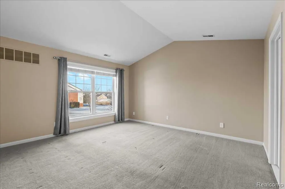 3262 Johanna Ware W Wixom City, MI 48393