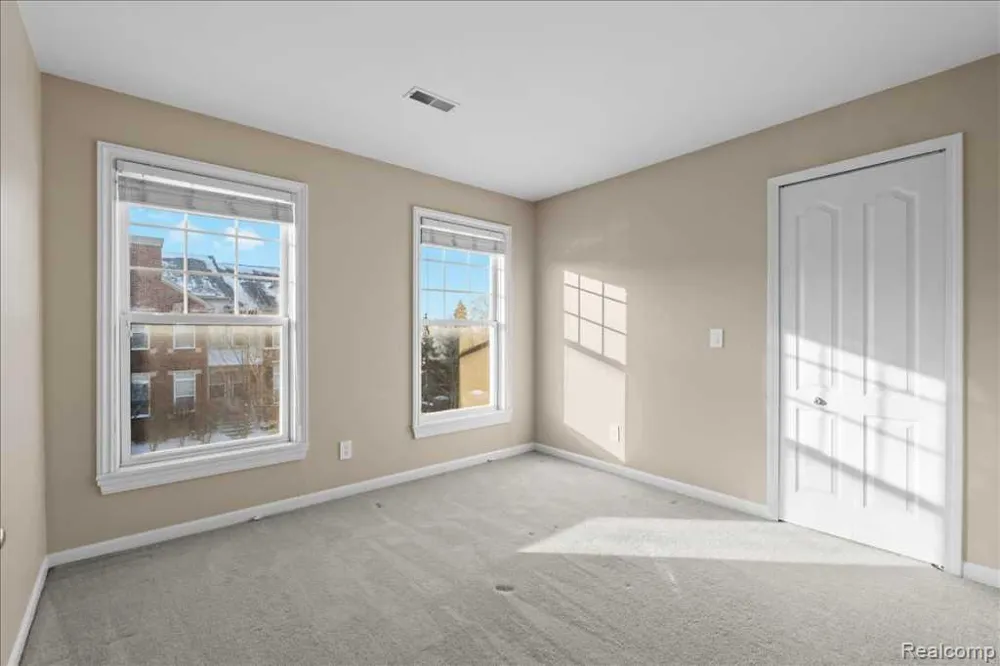 3262 Johanna Ware W Wixom City, MI 48393