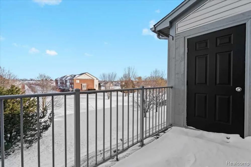 3262 Johanna Ware W Wixom City, MI 48393