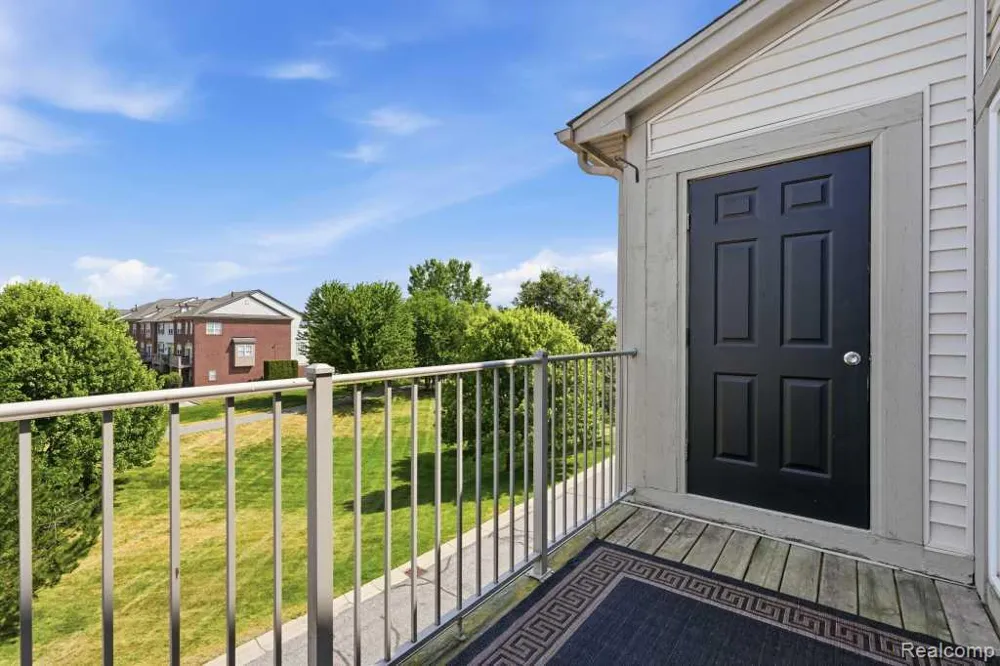 3262 Johanna Ware W Wixom City, MI 48393