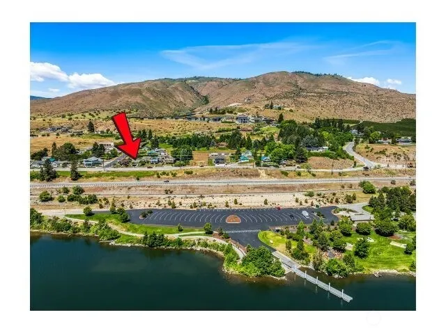 2548 Entiat Way Entiat, WA 98822