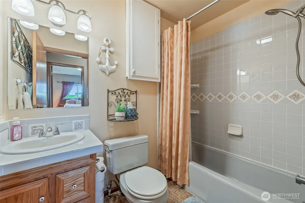 2548 Entiat Way Entiat, WA 98822