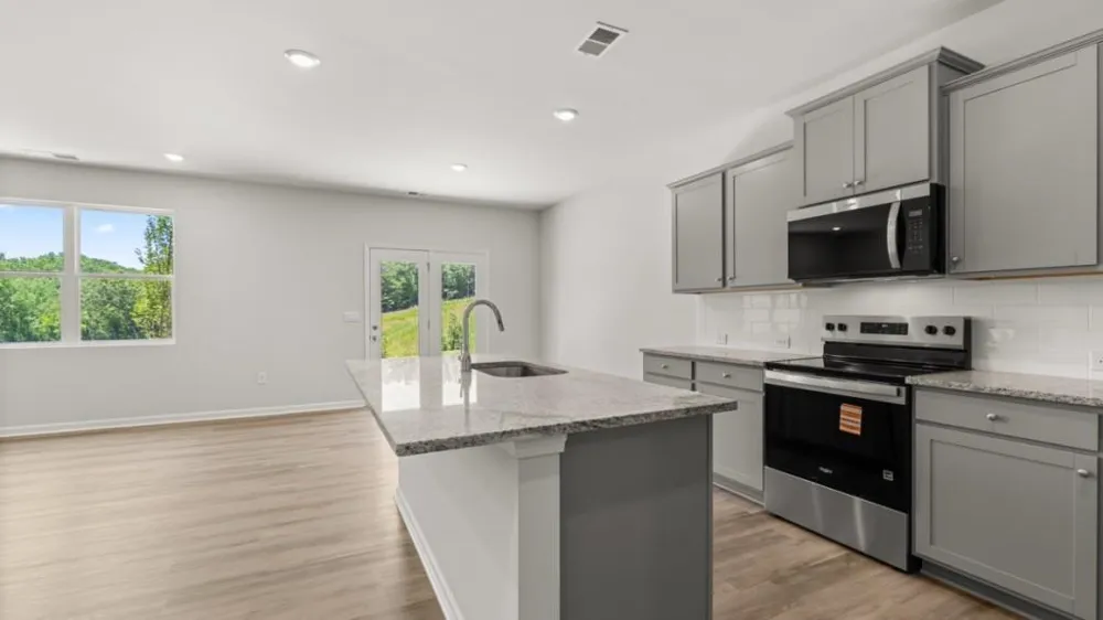 1805 Meadow Green Circle Gainesville, GA 30501