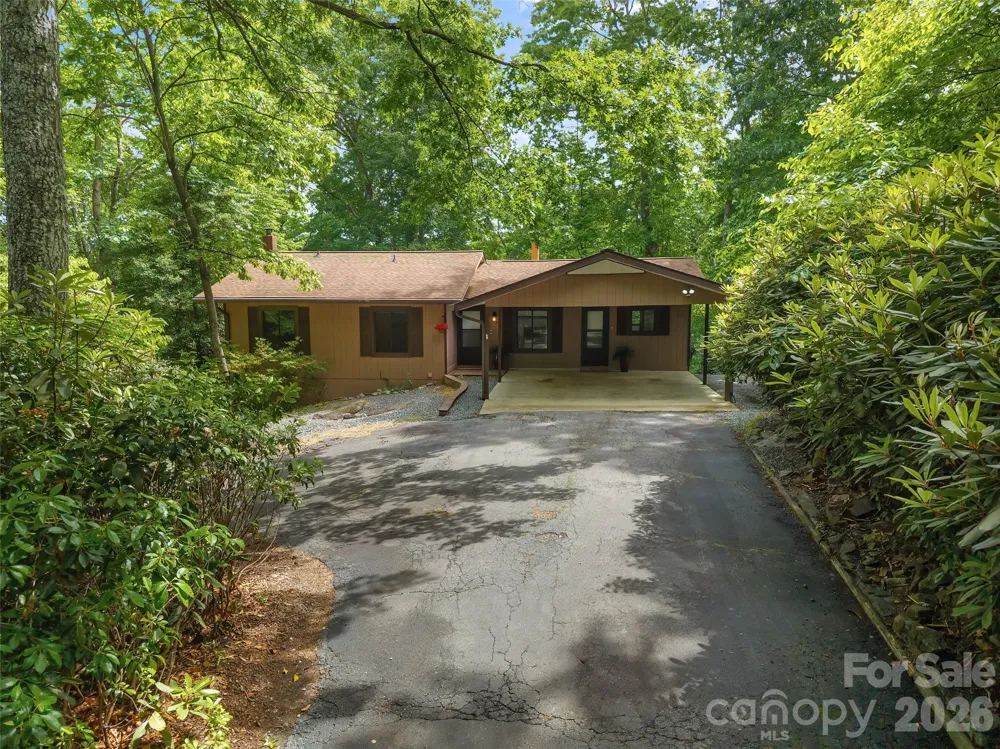 32 Honeysuckle Ridge Road Pisgah Forest, NC 28768