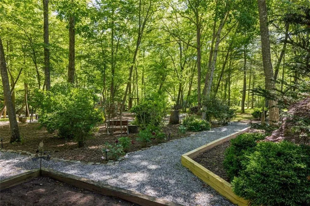 704 Riverbend Road Blairsville, GA 30512