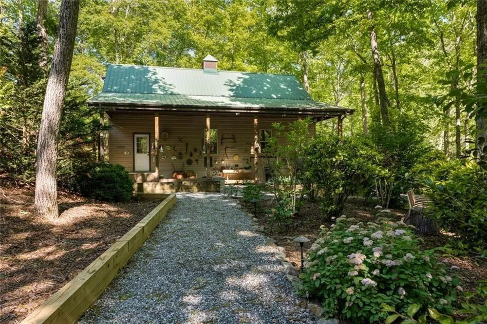 704 Riverbend Road Blairsville, GA 30512