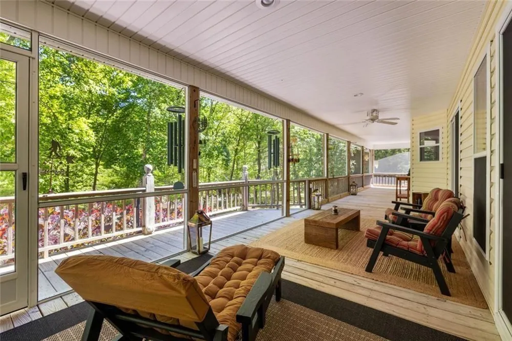 704 Riverbend Road Blairsville, GA 30512