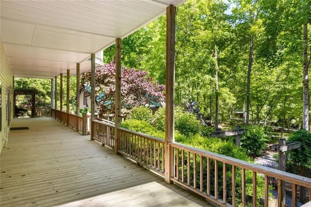 704 Riverbend Road Blairsville, GA 30512