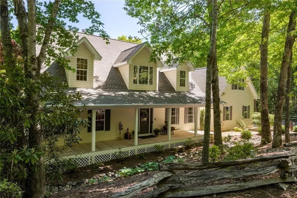 704 Riverbend Road Blairsville, GA 30512