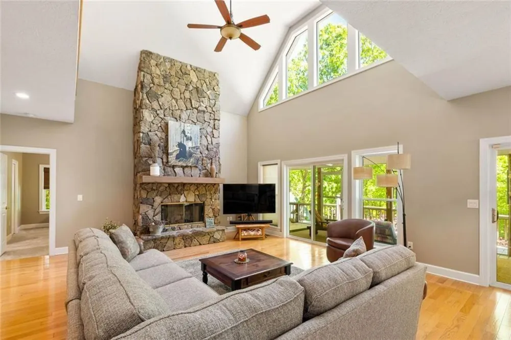 704 Riverbend Road Blairsville, GA 30512