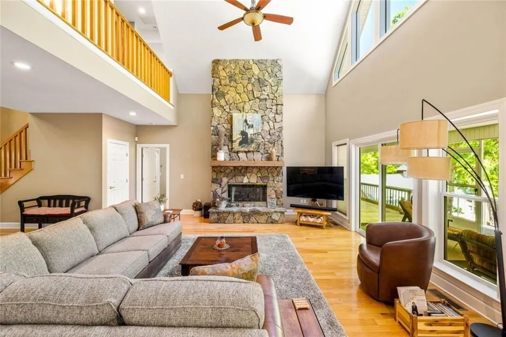 704 Riverbend Road Blairsville, GA 30512
