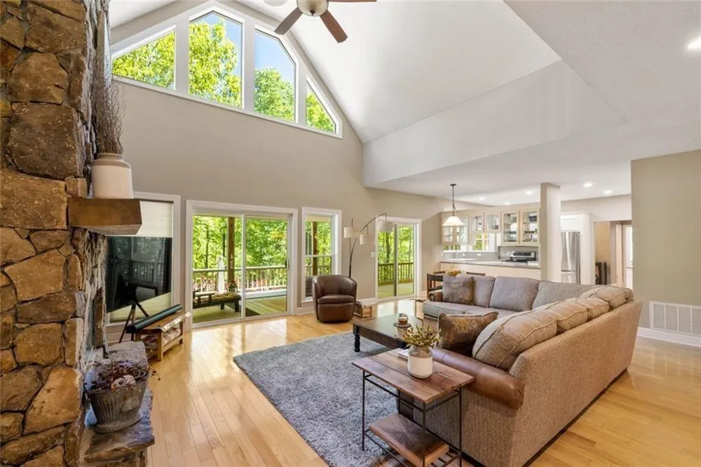 704 Riverbend Road Blairsville, GA 30512