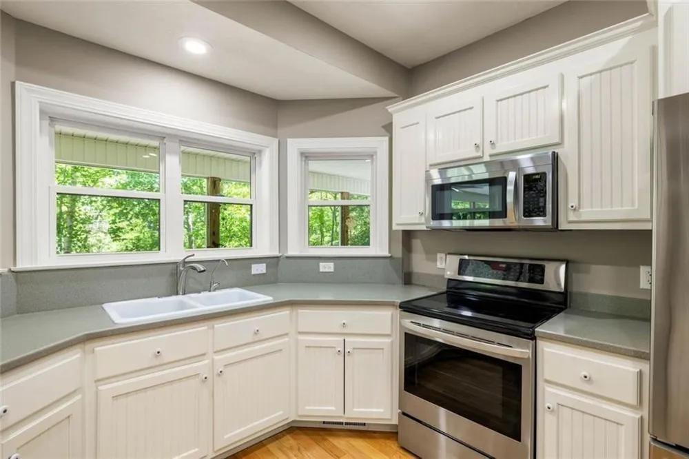 704 Riverbend Road Blairsville, GA 30512