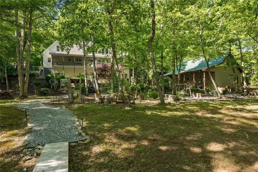 704 Riverbend Road Blairsville, GA 30512