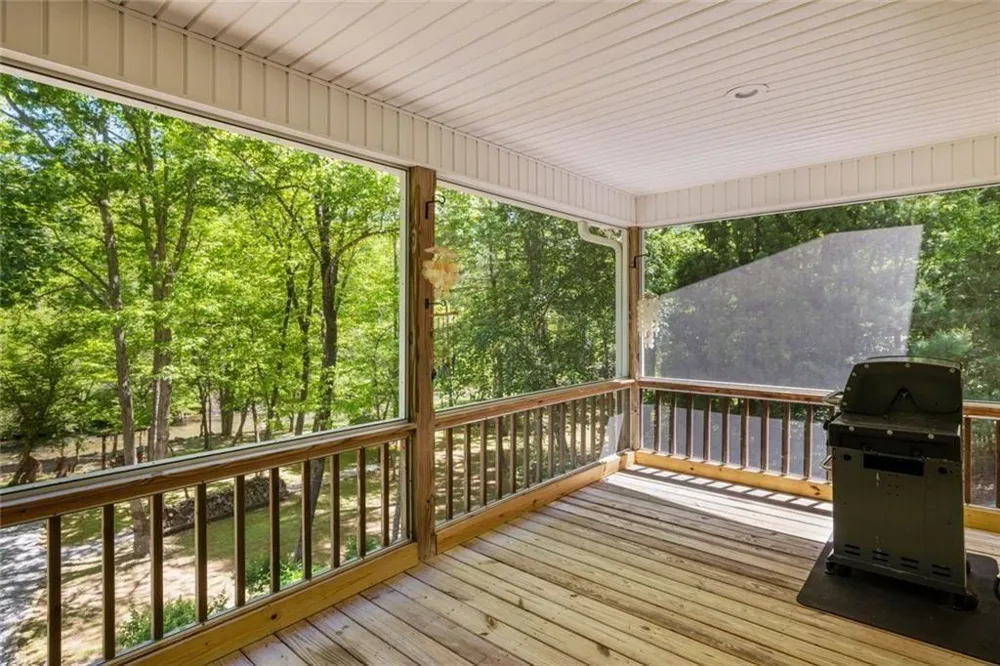704 Riverbend Road Blairsville, GA 30512