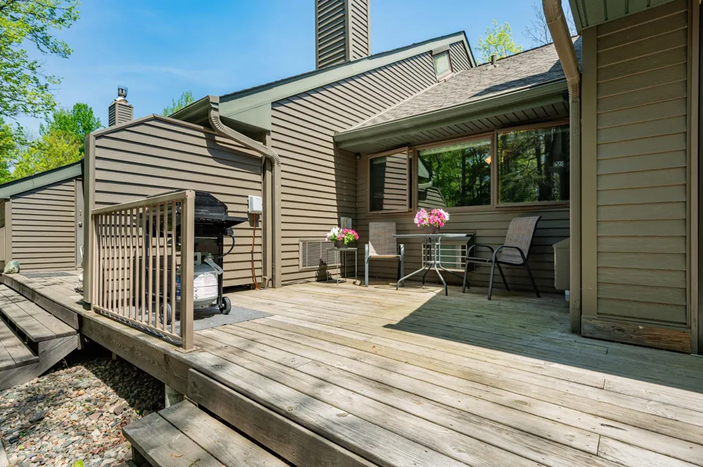 306 Quadna Mountain Road Hill City, MN 55748