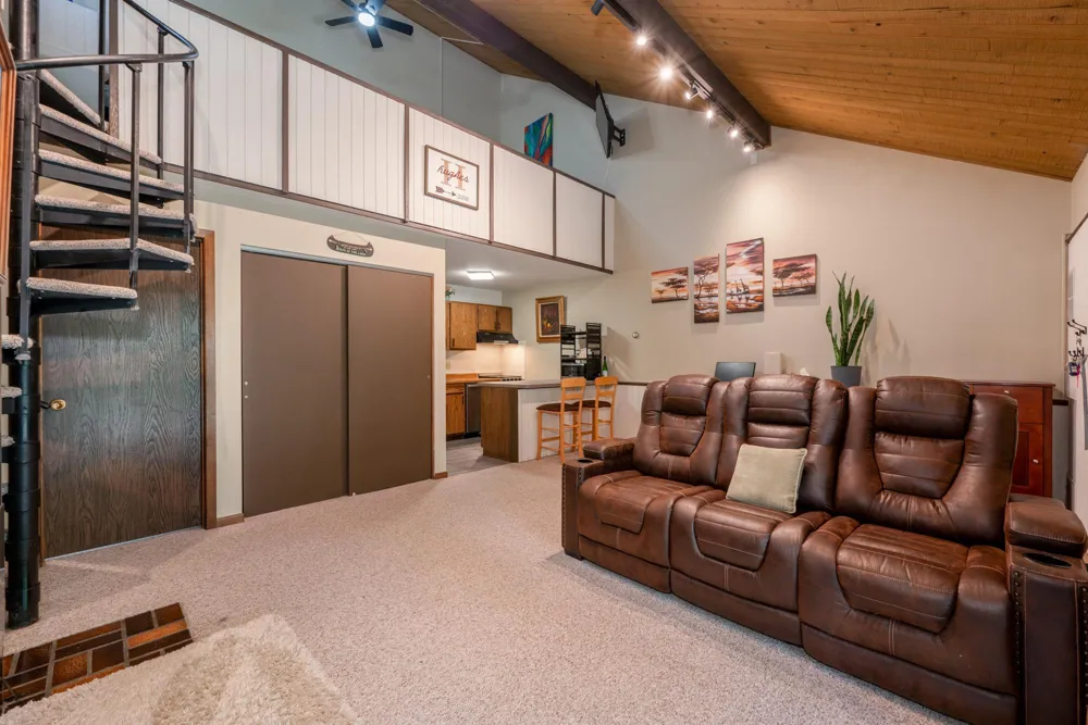 306 Quadna Mountain Road Hill City, MN 55748