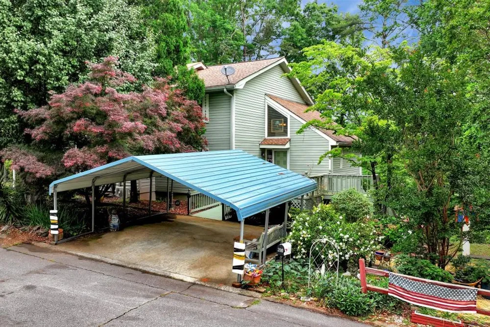 390 Alpenrosen Strasse Helen, GA 30545