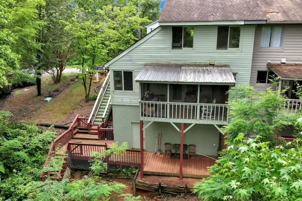 390 Alpenrosen Strasse Helen, GA 30545