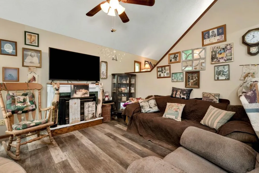 390 Alpenrosen Strasse Helen, GA 30545