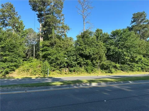 5202 Ernest Barrett Parkway