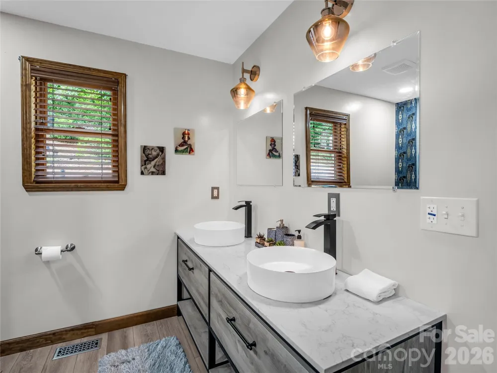 122 Raptor Court Lake Lure, NC 28746