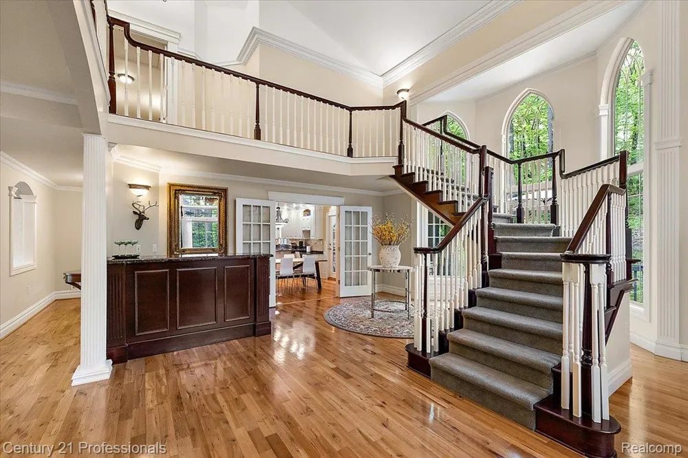 6705 College Park Drive Springfield Charter Township, MI 48346