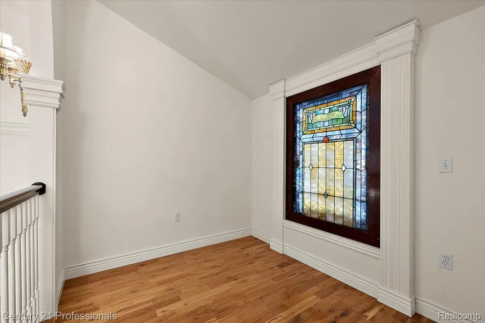 6705 College Park Drive Springfield Charter Township, MI 48346