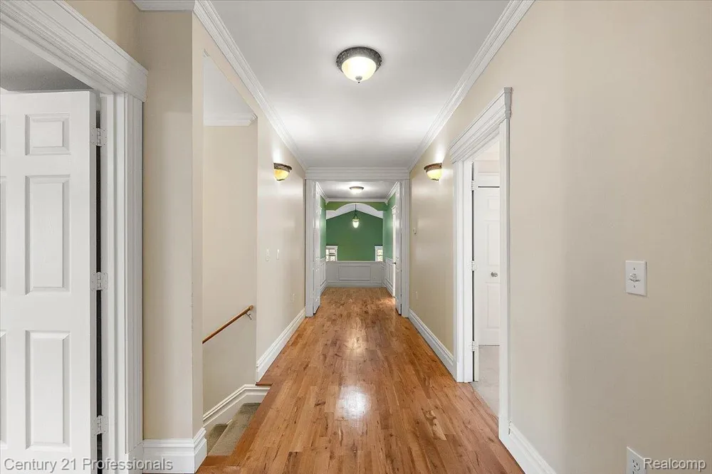 6705 College Park Drive Springfield Charter Township, MI 48346