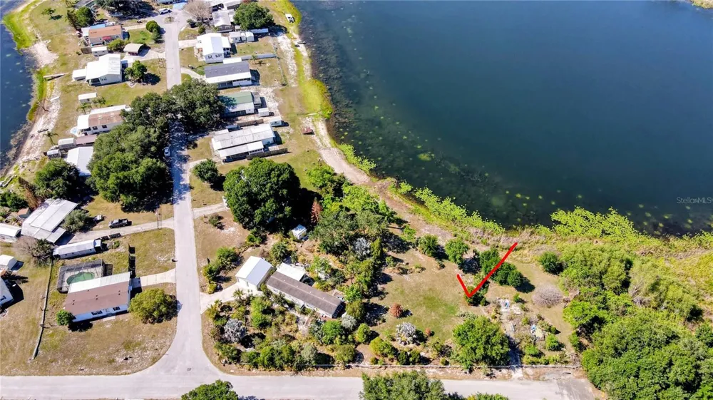 1100 PENINSULAR DRIVE Lake Wales, FL 33853
