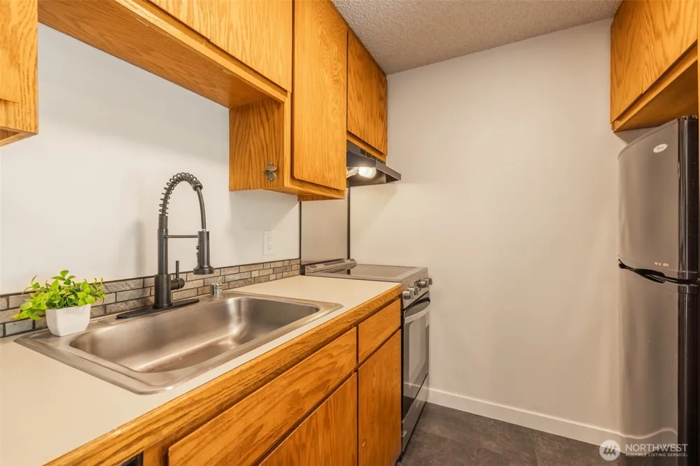 221 Hyak Drive E #302 Snoqualmie Pass, WA 98068