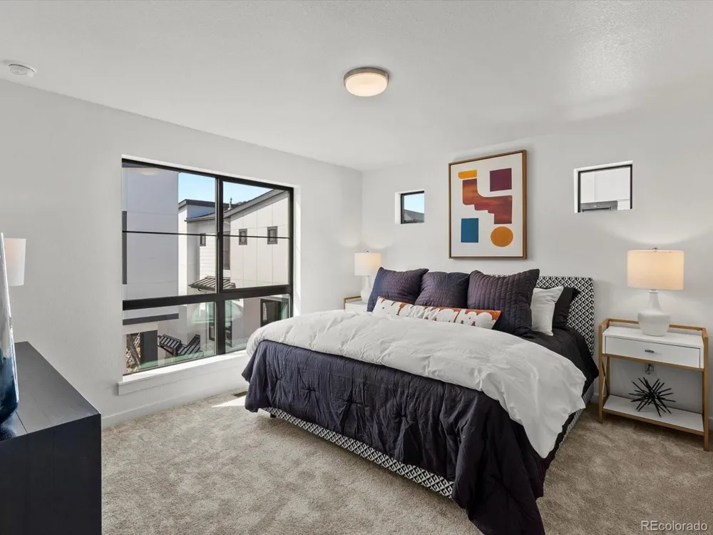 2062 S Holly Street #2 Denver, CO 80222