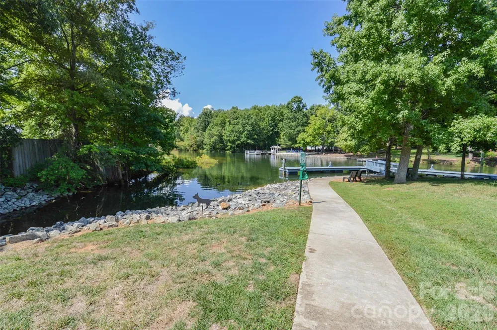 18821 Silver Quay Drive Cornelius, NC 28031