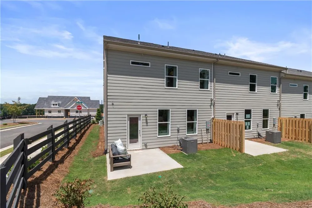 226 Abbotts Crossing Circle Conyers, GA 30094