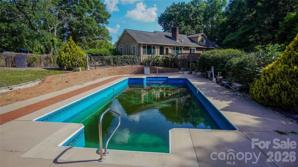 204 Old Stagecoach Road Lawndale, NC 28090