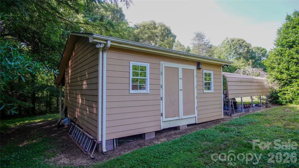 204 Old Stagecoach Road Lawndale, NC 28090
