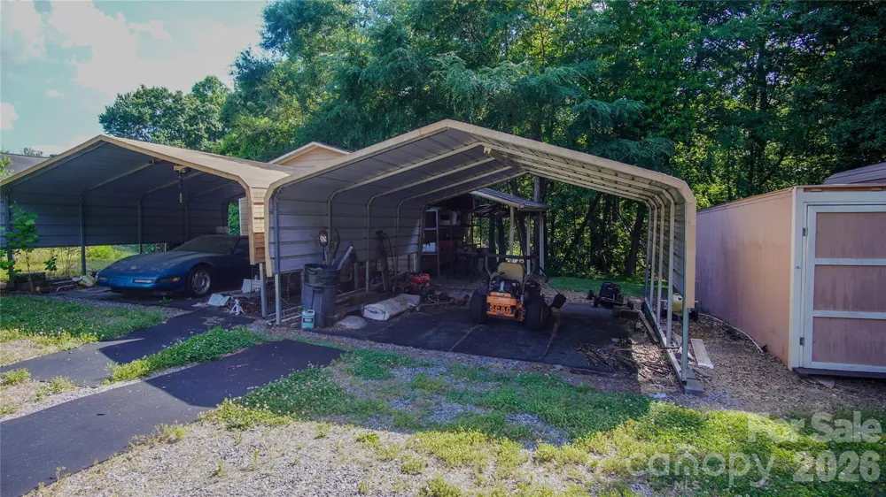 204 Old Stagecoach Road Lawndale, NC 28090