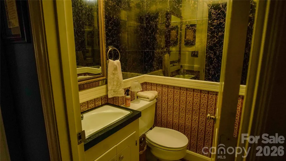 204 Old Stagecoach Road Lawndale, NC 28090