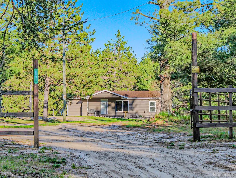 6691 Boone Lane Corwith Township, MI 49795
