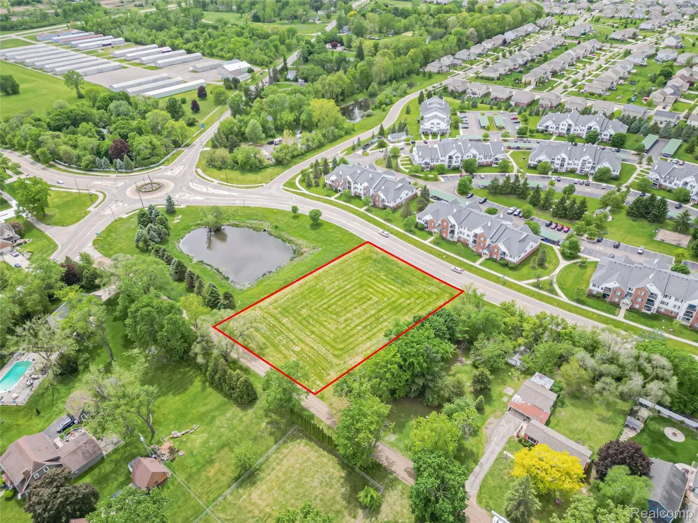 57735 New Hudson Drive Lyon Charter Township, MI 48165