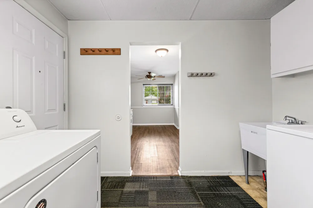 18628 Wakenden Street Redford Charter Township, MI 48240