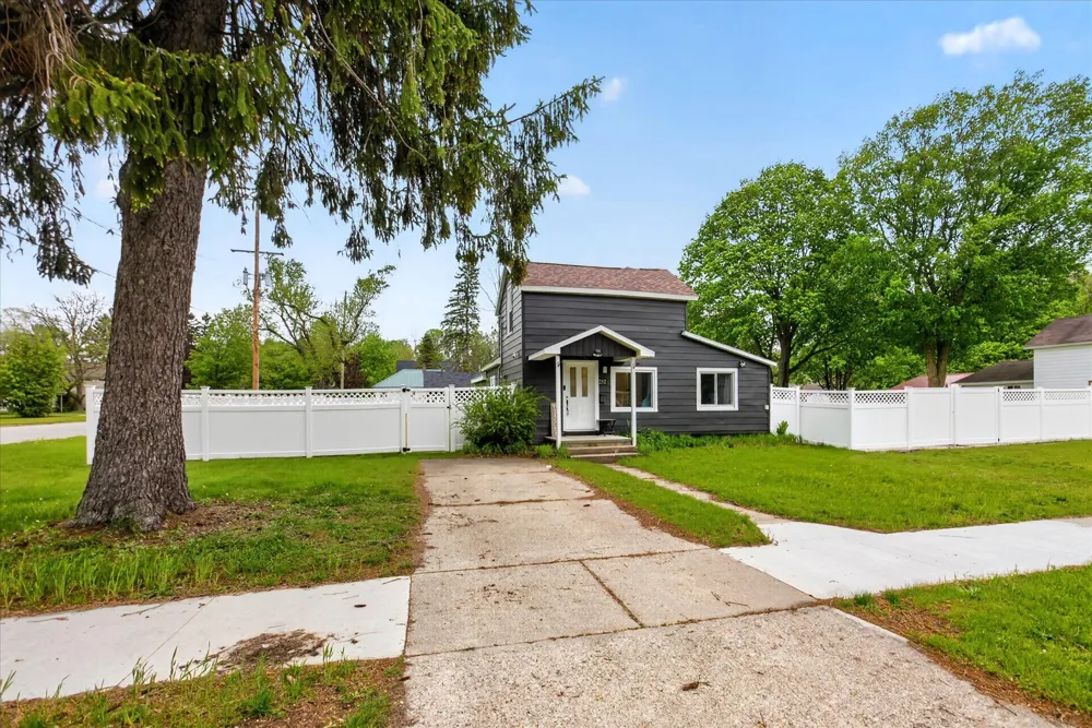 252 W Stimson Avenue Reed City City, MI 49677