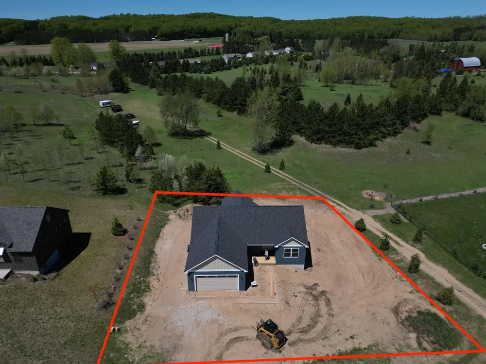 8552 S Olivia Drive Kasson Township, MI 49664